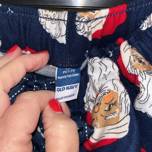 Old Navy ladies size XXL Petite navy blue flannel pajama set NWT’s. Santa theme - Picture 13 of 13